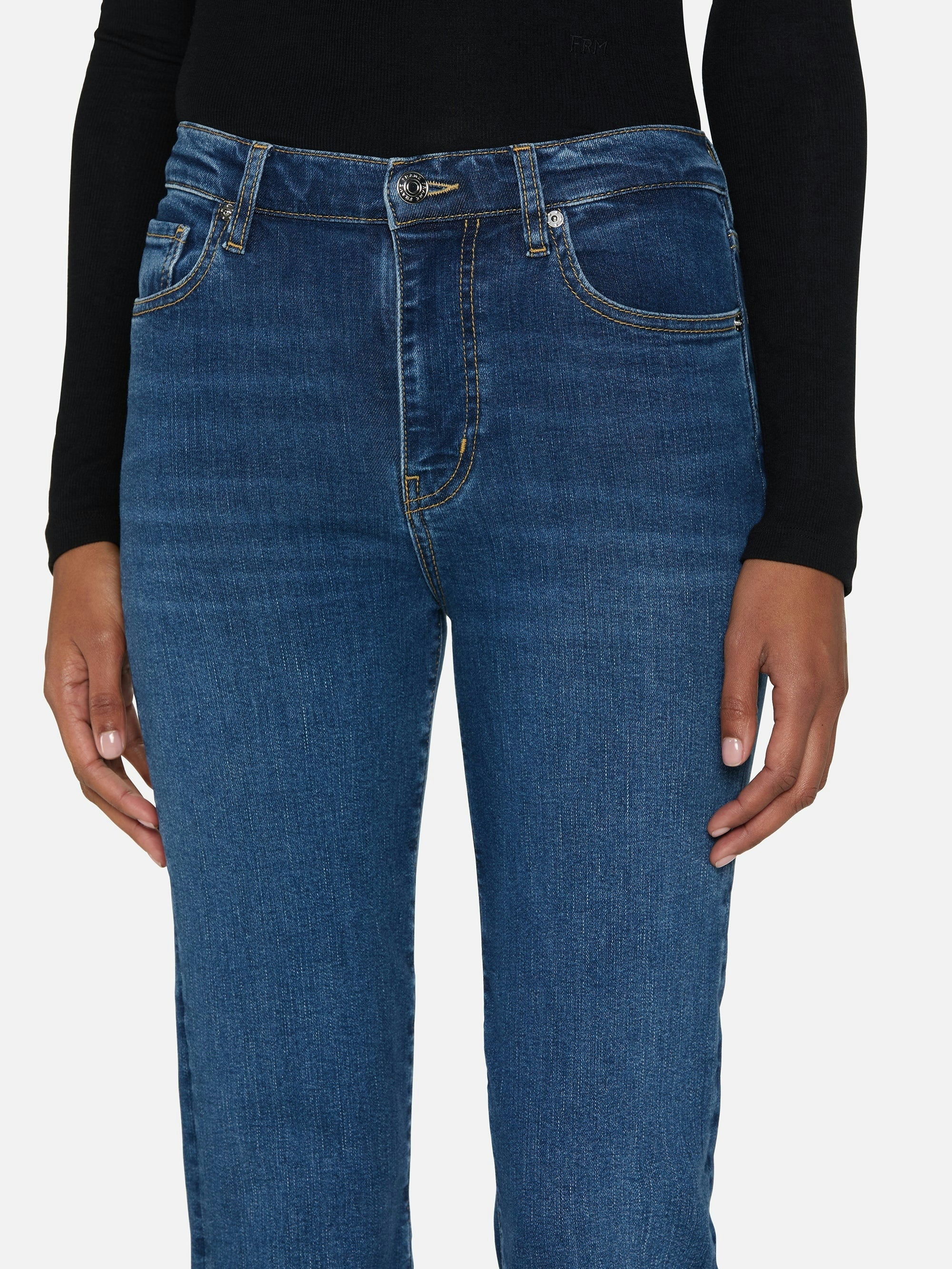 Le Sleek Straight Jeans - Femma - Image 3