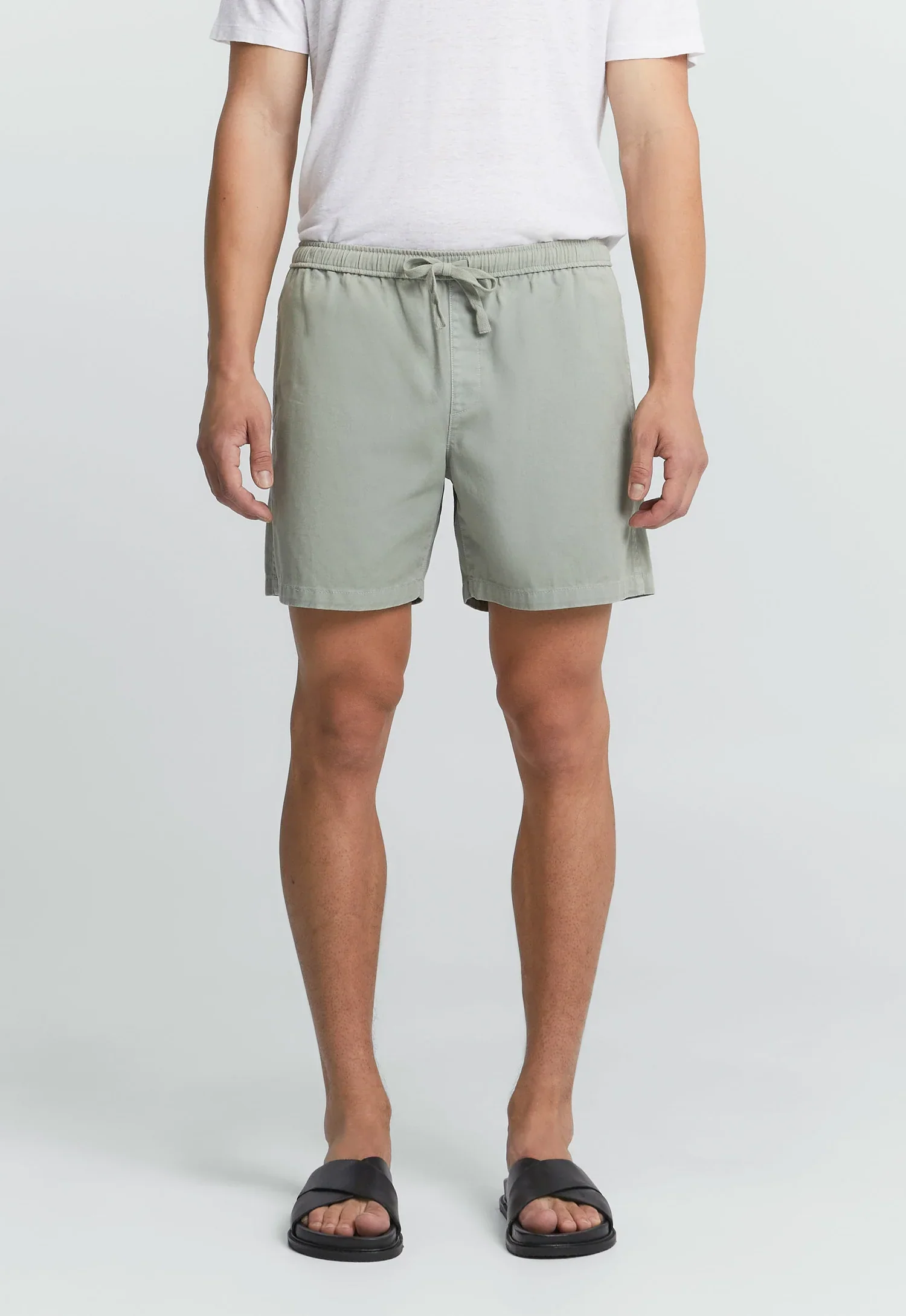 Slater Short - Field - Image 3