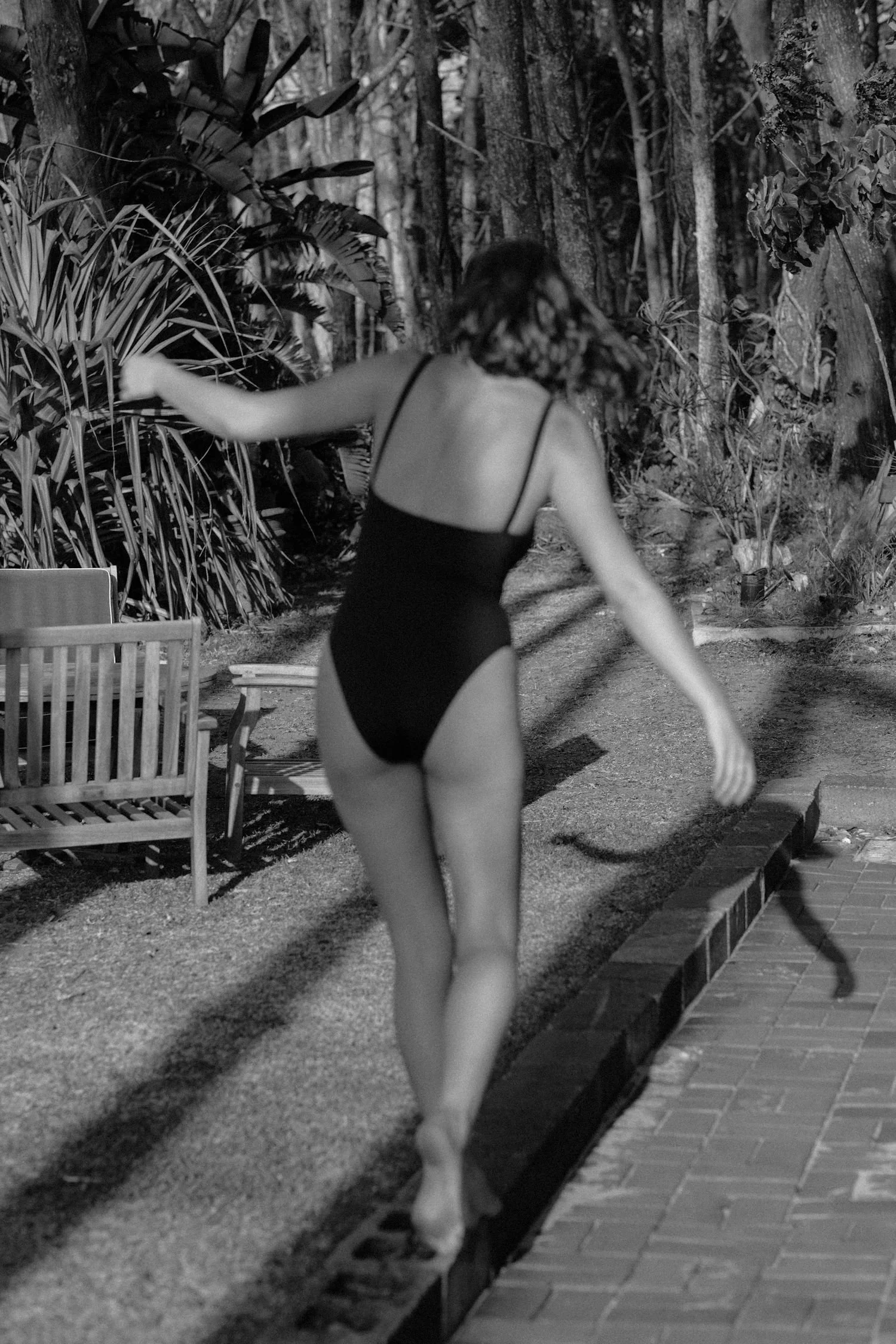 Square One Piece - Black - Image 3